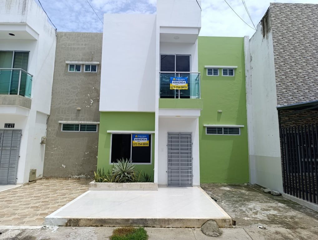 Casa en arriendo Córdoba Montería Ub Caracoli 91 m2 Habitaciones 2 Baños 3 Garajes 1 Precio $1300000