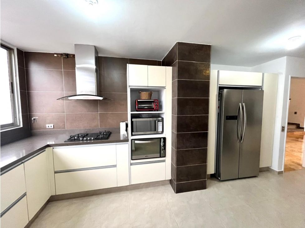 Apartamento en venta Antioquia Medellín Colon 290 m2 Habitaciones 4 Baños 4 Garajes 1 Precio $650000000