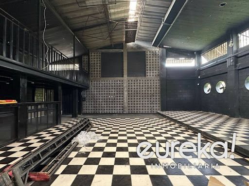 Bodega en arriendo o venta Tolima Ibagué Nn 1300 m2 Habitaciones 0 Baños 4 Garajes 2 Precio venta $1600000000 Precio arriendo $10000000