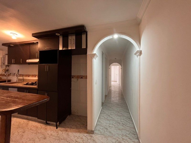 Apartamento en arriendo Antioquia Medellín Bombona No1 70 m2 Habitaciones 3 Baños 2 Garajes 0 Precio $2000000
