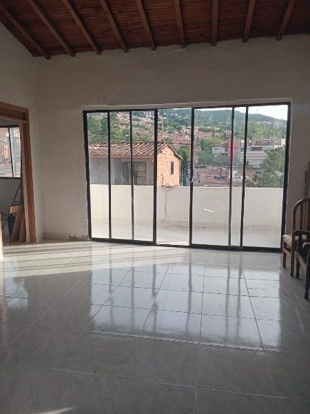 Apartamento en venta Antioquia Medellín Villa Tina 54 m2 Habitaciones 2 Baños 1 Garajes 0 Precio $205000000