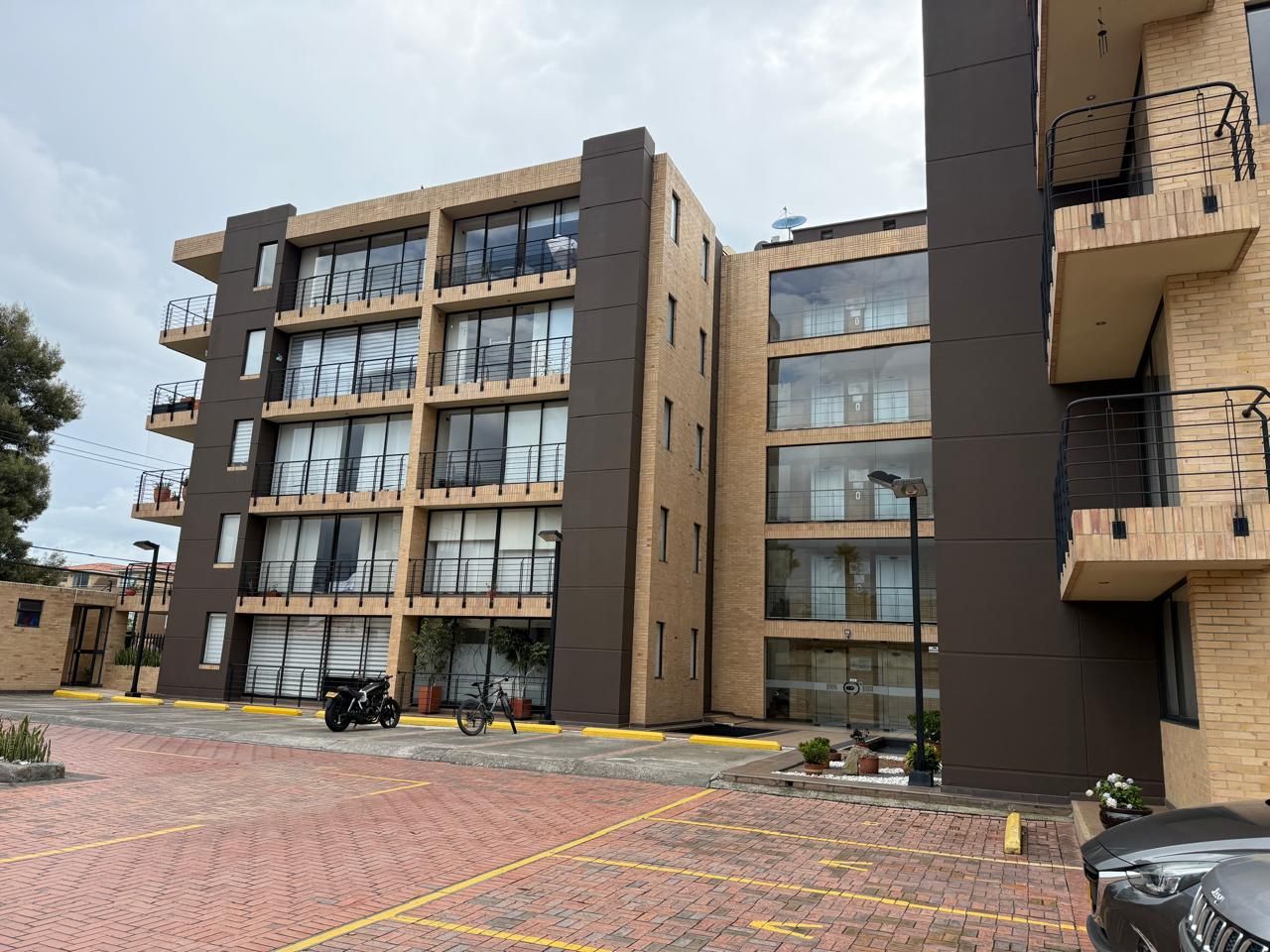 Apartamento en arriendo Cundinamarca Chía Los Cedros 72 m2 Habitaciones 2 Baños 2 Garajes 1 Precio $2500000
