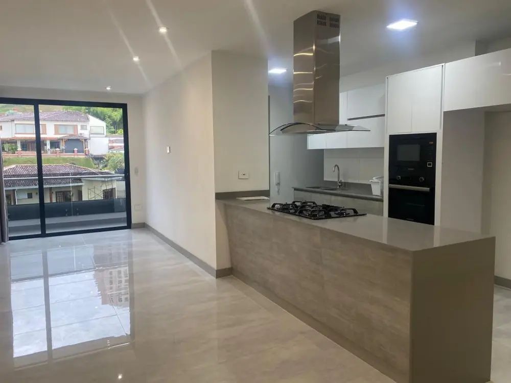 Apartamento en venta Risaralda Pereira Pinares De San Martin 140 m2 Habitaciones 4 Baños 4 Garajes 2 Precio $840000000