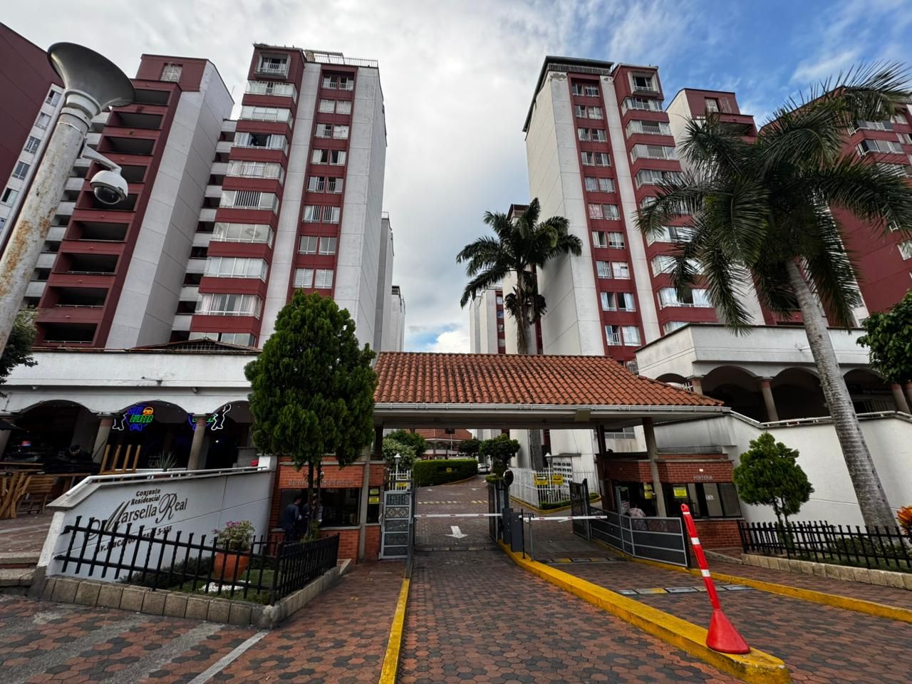 Apartamento en arriendo Santander Bucaramanga Urbanización Marsella Real 82 m2 Habitaciones 3 Baños 2 Garajes 1 Precio $2440000