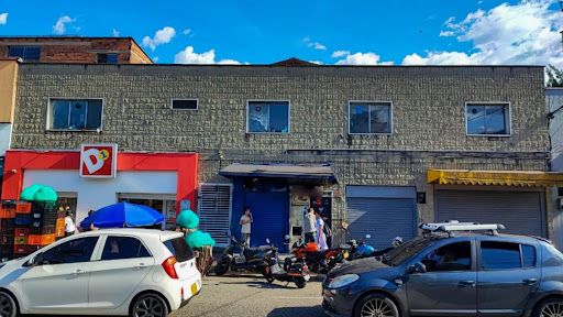 Bodega en arriendo Antioquia Medellín La Colina 742 m2 Habitaciones 0 Baños 3 Garajes 0 Precio $28000000