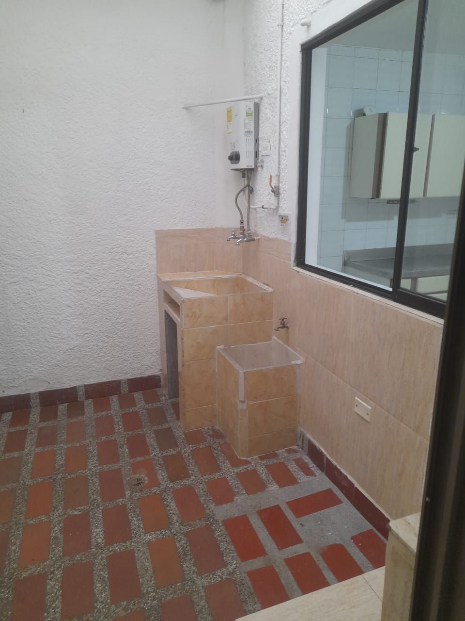 Casa en arriendo Antioquia Envigado San Marcos 120 m2 Habitaciones 3 Baños 2 Garajes 1 Precio $3700000