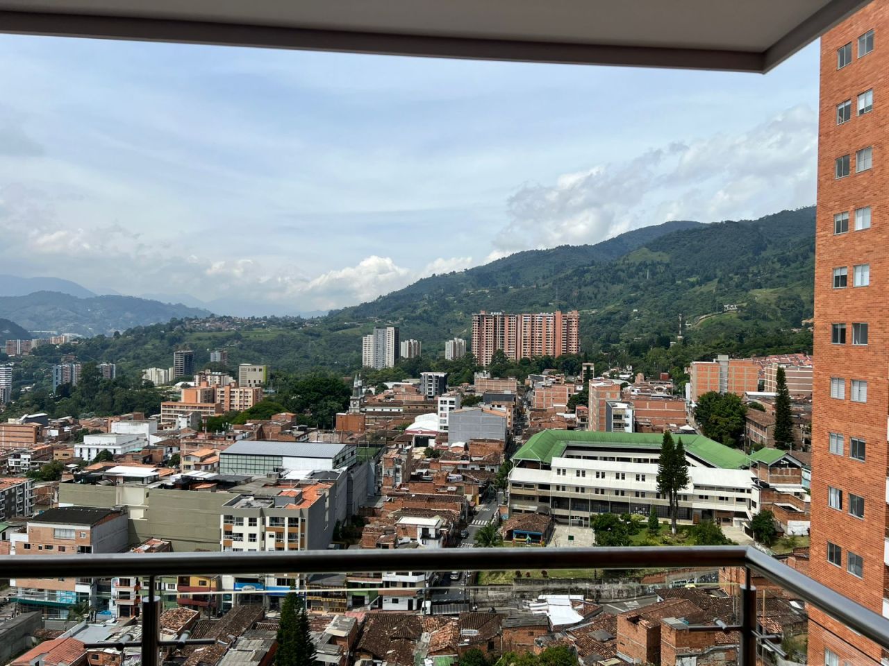 Apartamento en arriendo Antioquia La Estrella La Estrella 75 m2 Habitaciones 3 Baños 2 Garajes 1 Precio $3200000