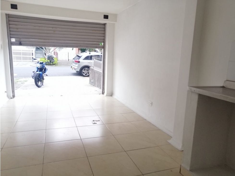 Local en arriendo Antioquia Medellín Florida Nueva 26 m2 Habitaciones 0 Baños 1 Garajes 0 Precio $1300000