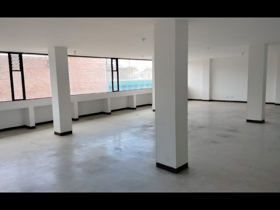 Oficina en arriendo Cundinamarca Bogotá Ortezal 110 m2 Habitaciones 0 Baños 2 Garajes 0 Precio $2200000