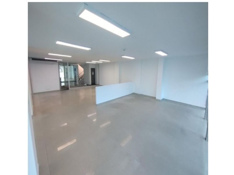 Oficina en arriendo Cundinamarca Bogotá Emaus 123 m2 Habitaciones 0 Baños 0 Garajes 1 Precio $8618400