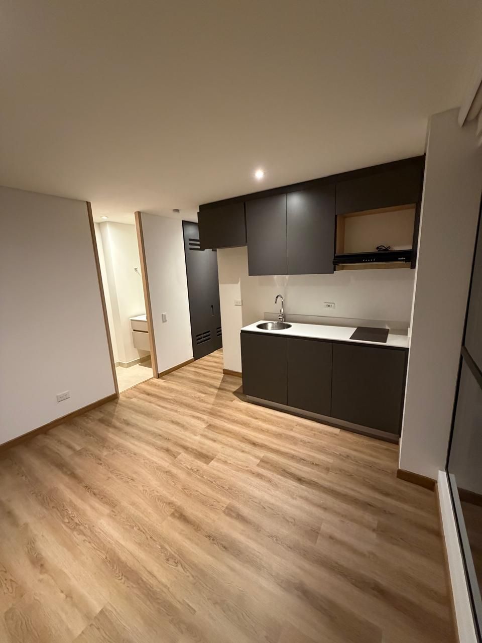Apartamento en arriendo Cundinamarca Bogotá Samper 38 m2 Habitaciones 1 Baños 2 Garajes 1 Precio $2700000