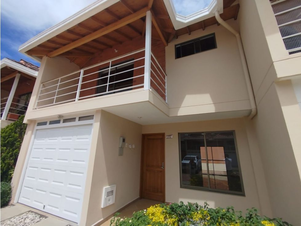 Casa en arriendo Antioquia La Ceja Ofir 140 m2 Habitaciones 3 Baños 3 Garajes 1 Precio $3500000