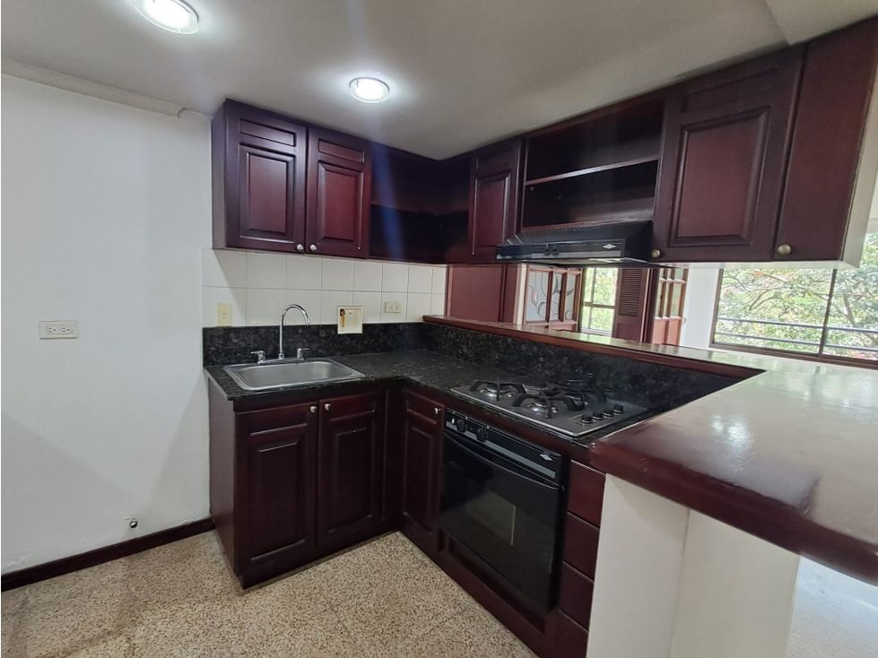 Apartaestudio en arriendo Antioquia Medellín La Aguacatala 60 m2 Habitaciones 1 Baños 1 Garajes 1 Precio $2900000
