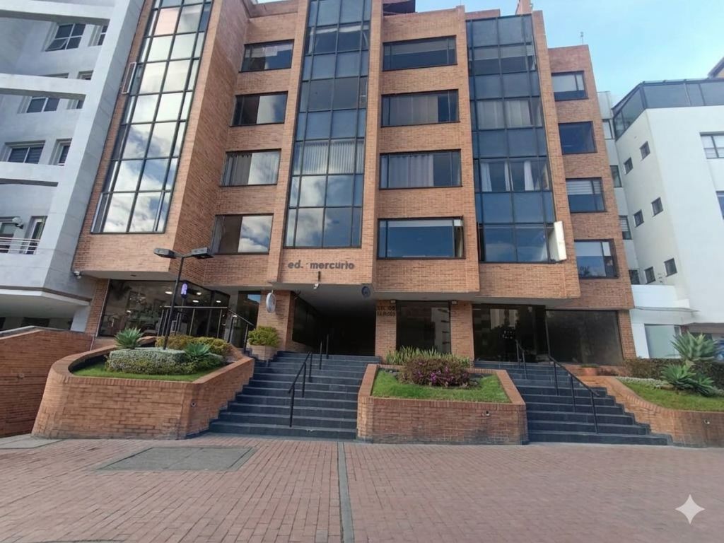 Apartamento en arriendo Cundinamarca Bogotá Santa Barbara 110 m2 Habitaciones 2 Baños 4 Garajes 2 Precio $4501000