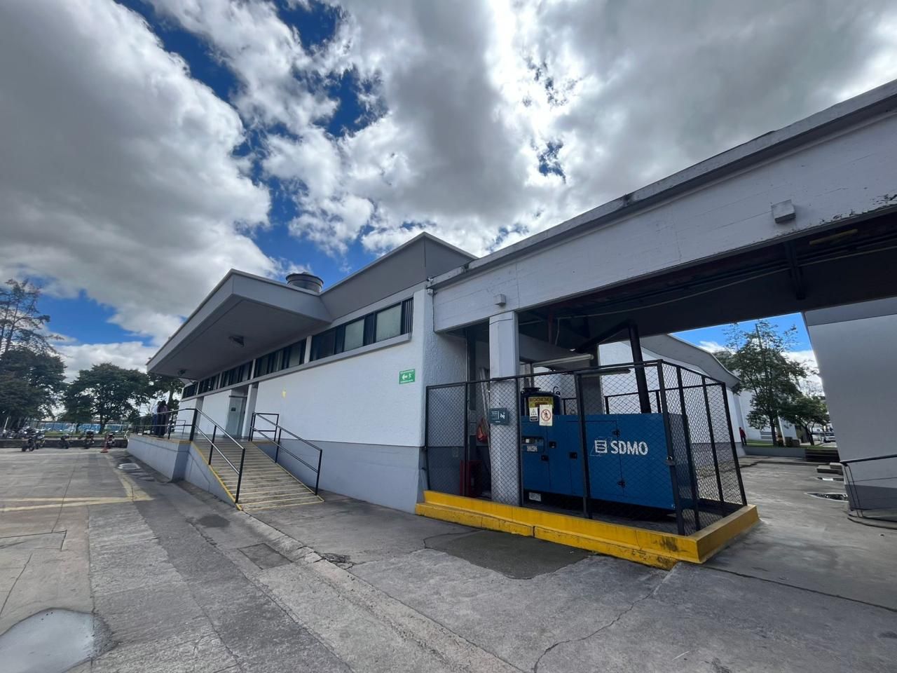 Bodega en arriendo Cundinamarca Bogotá Los Álamos 1358 m2 Habitaciones 0 Baños 2 Garajes 0 Precio $62094953