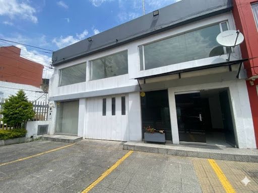 Casa en arriendo Cundinamarca Bogotá Lago Gaitan 466 m2 Habitaciones 6 Baños 5 Garajes 4 Precio $21500000