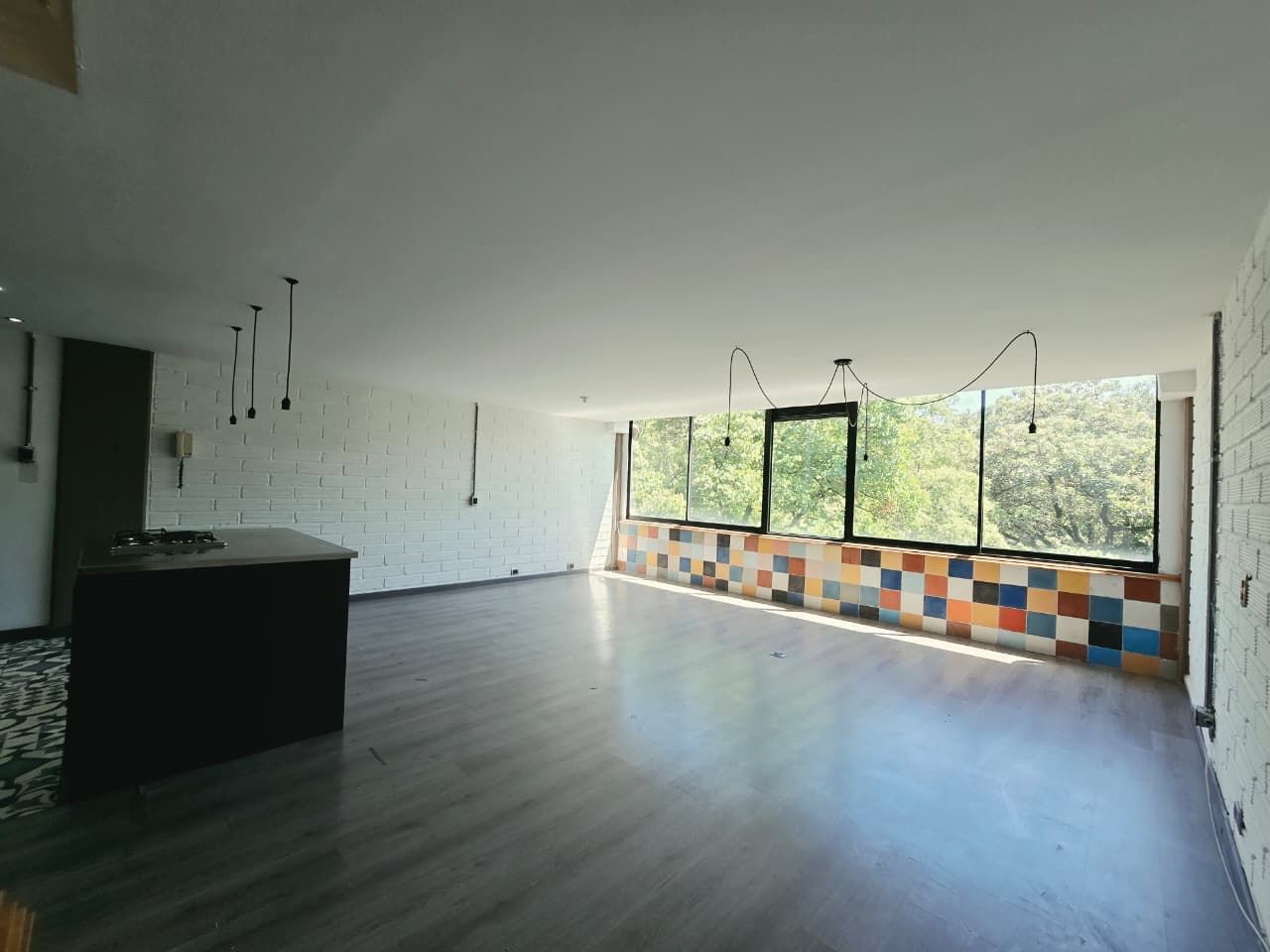 Apartamento en arriendo Antioquia Medellín Miravalle 85 m2 Habitaciones 2 Baños 1 Garajes 1 Precio $3400000