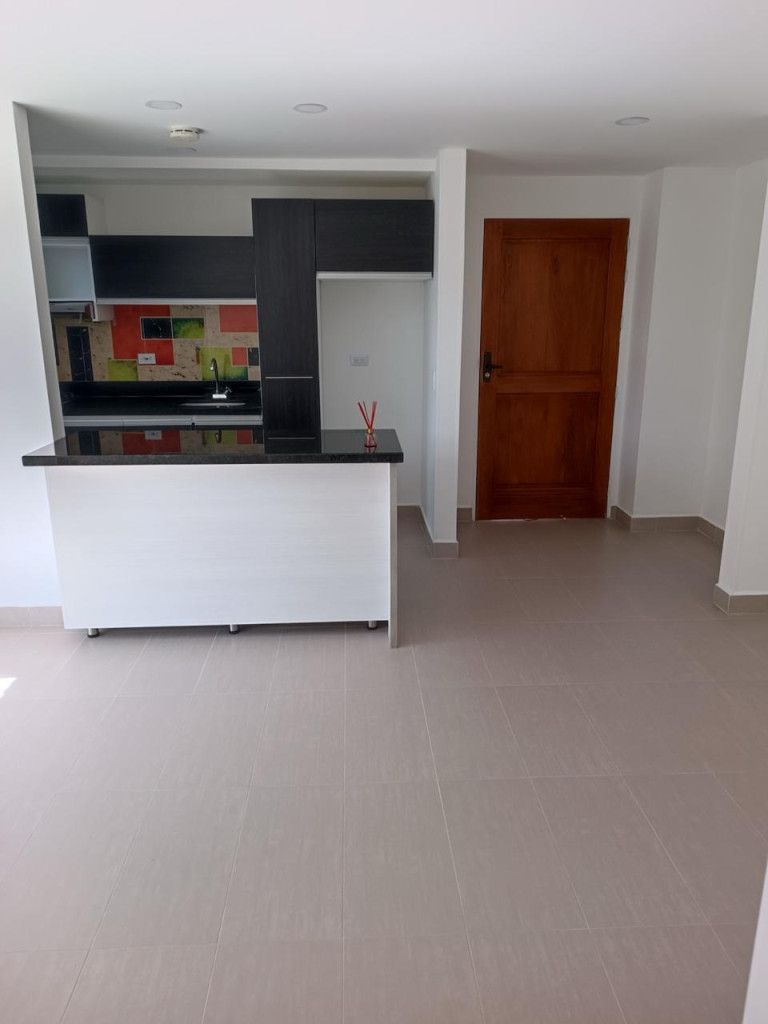 Apartaestudio en arriendo Antioquia Rionegro Centro 48 m2 Habitaciones 1 Baños 1 Garajes 1 Precio $1750000