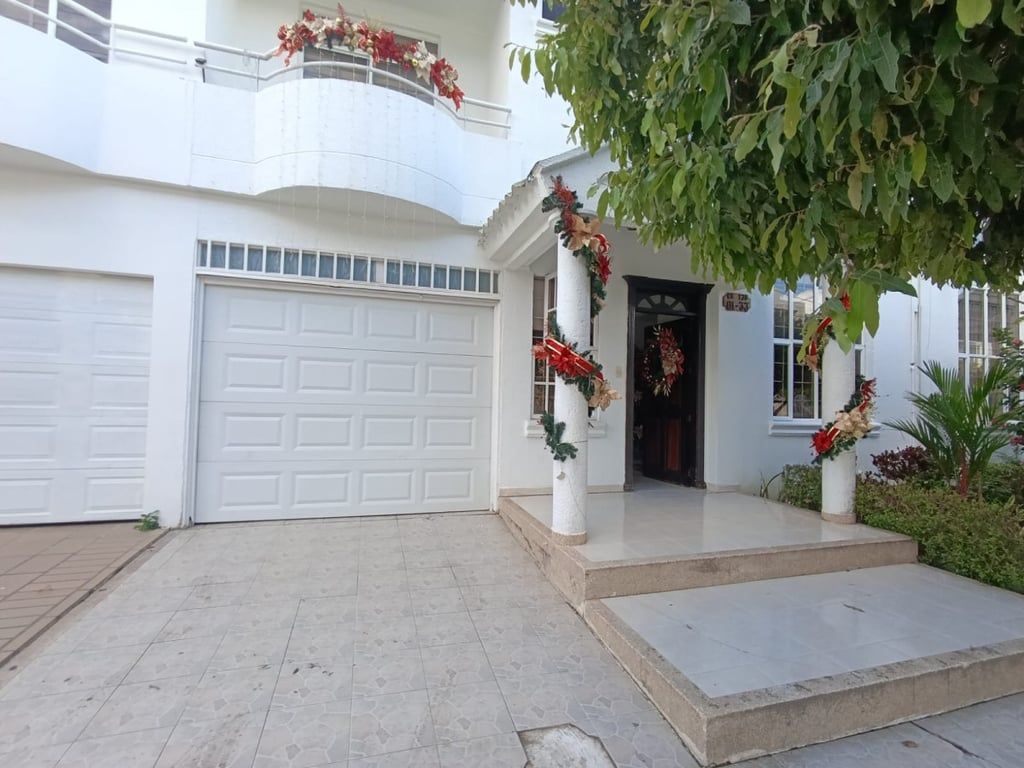 Casa en venta Córdoba Montería La Española 144 m2 Habitaciones 3 Baños 3 Garajes 1 Precio $680000000