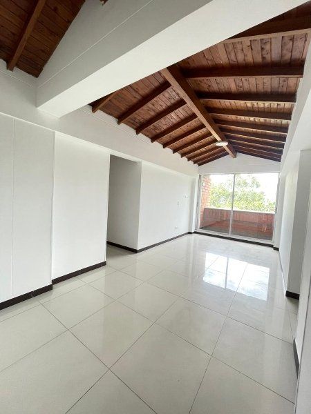Apartamento en venta Antioquia Medellín Urbanizacion Cedros De La Colina 84 m2 Habitaciones 4 Baños 2 Garajes 1 Precio $520000000