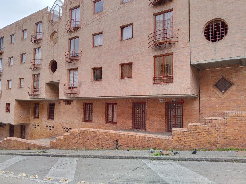 Local en venta Cundinamarca Bogotá Nueva Santa Fe 42 m2 Habitaciones 0 Baños 1 Garajes 0 Precio $230000000