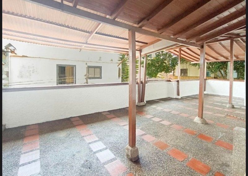 Apartamento en venta Antioquia Medellín Corazon De Jesus 102 m2 Habitaciones 6 Baños 2 Garajes 0 Precio $665000000