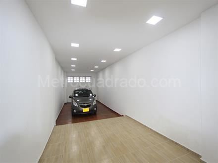 Casa en venta Cundinamarca Bogotá El Consuelo 32 m2 Habitaciones 2 Baños 4 Garajes 3 Precio $750000000