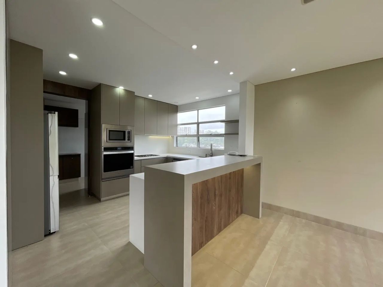 Apartamento en venta Quindío Armenia Sec Centro 220 m2 Habitaciones 3 Baños 4 Garajes 2 Precio $840000000