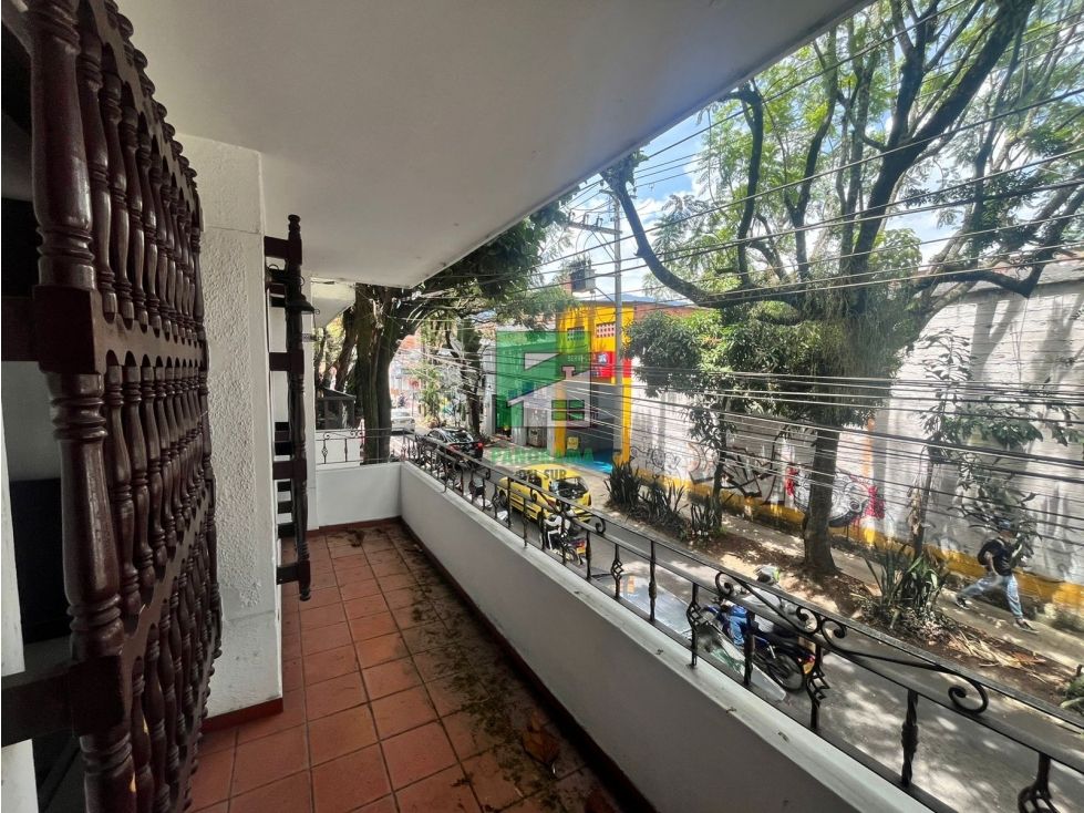 Casa en arriendo Antioquia Envigado Zona Centro 150 m2 Habitaciones 4 Baños 3 Garajes 0 Precio $3800000