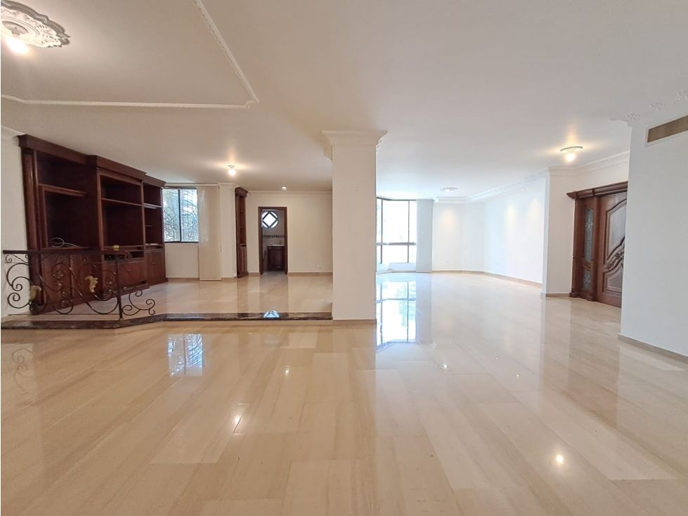 Apartamento en arriendo Atlántico Barranquilla Riomar 250 m2 Habitaciones 3 Baños 4 Garajes 2 Precio $6500000