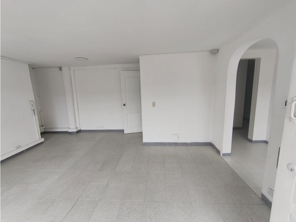 Oficina en arriendo Cundinamarca Chía Chia 140 m2 Habitaciones 0 Baños 3 Garajes 3 Precio $4000000