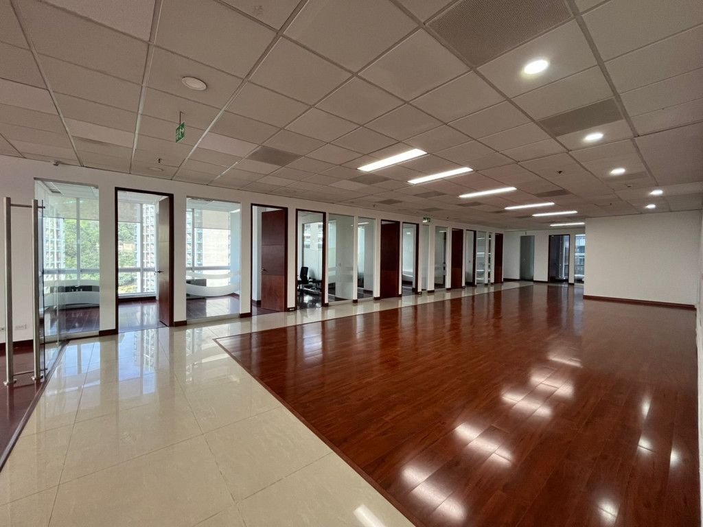 Oficina en arriendo Cundinamarca Bogotá San Rafael Industrial 677 m2 Habitaciones 0 Baños 5 Garajes 16 Precio $44059163