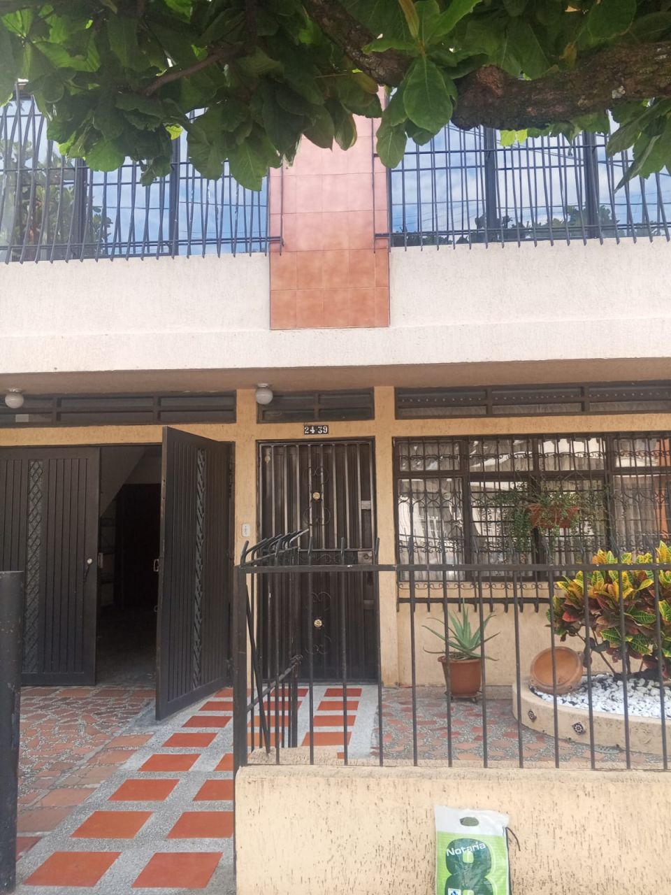 Casa en arriendo Valle Del Cauca Cali Los Cámbulos 180 m2 Habitaciones 4 Baños 4 Garajes 1 Precio $2500000