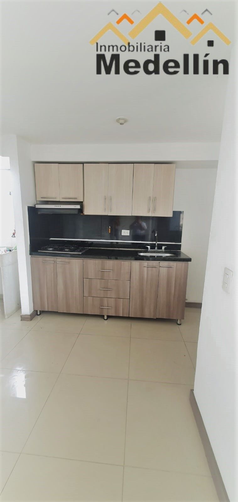 Apartamento en arriendo Antioquia Itagüí Ditaires 76 m2 Habitaciones 3 Baños 2 Garajes 0 Precio $2700000