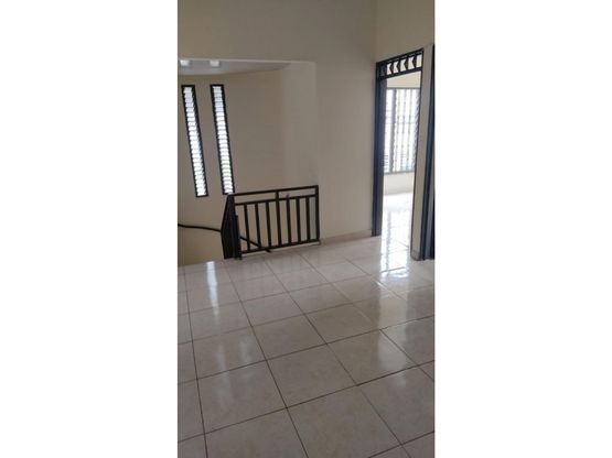 Casa en venta Valle Del Cauca Tuluá Sajonia 200 m2 Habitaciones 3 Baños 2 Garajes 0 Precio $330000000