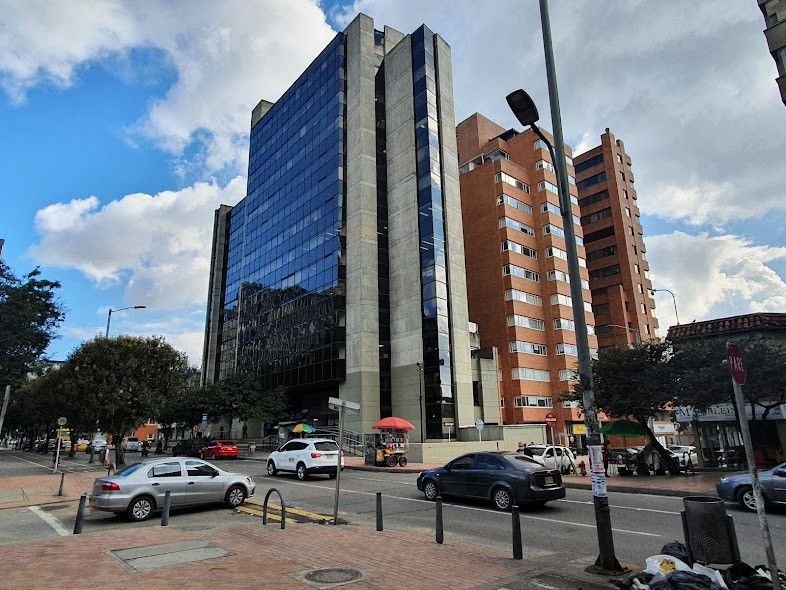 Oficina en venta Cundinamarca Bogotá Sagrado Corazon 171 m2 Habitaciones 0 Baños 2 Garajes 1 Precio $880000000