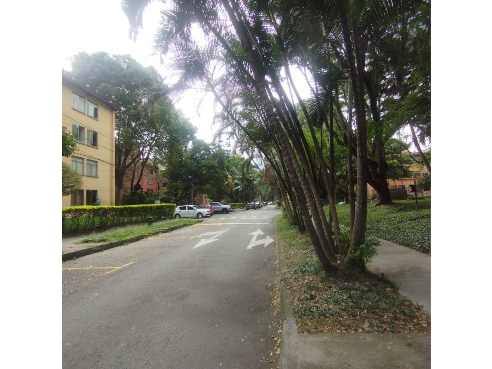 Apartamento en arriendo Antioquia Itagüí Unidad Residencial Colinas Del Sur 72 m2 Habitaciones 3 Baños 1 Garajes 0 Precio $1900000