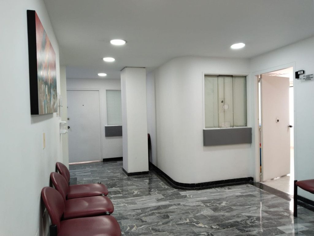 Consultorio en venta Cundinamarca Bogotá Lago Gaitan 30 m2 Habitaciones 0 Baños 1 Garajes 0 Precio $250000000