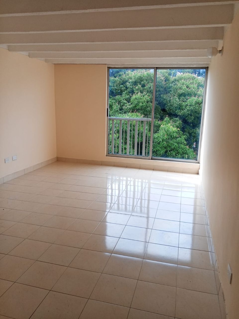 Apartamento en arriendo Valle Del Cauca Cali Meléndez 75 m2 Habitaciones 3 Baños 2 Garajes 0 Precio $1280000