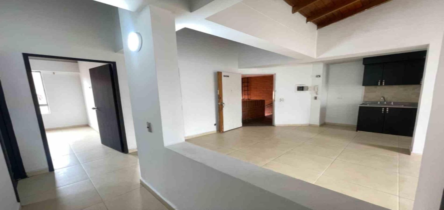 Apartamento en arriendo Antioquia Medellín Urbanizacion Villa Del Escorial 70 m2 Habitaciones 3 Baños 2 Garajes 1 Precio $2400000