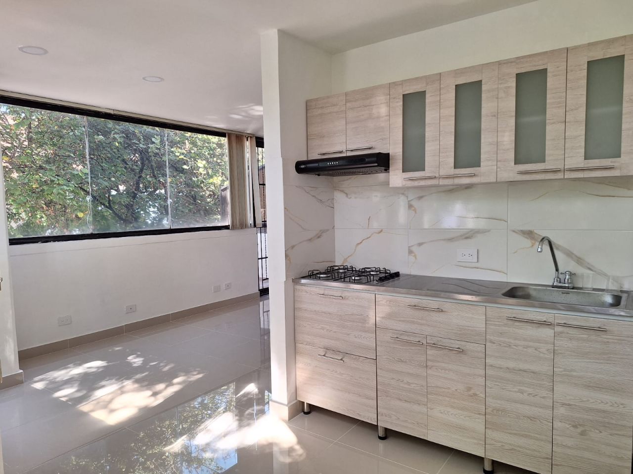Apartamento en arriendo Antioquia Medellín Colon 110 m2 Habitaciones 2 Baños 1 Garajes 1 Precio $2850000