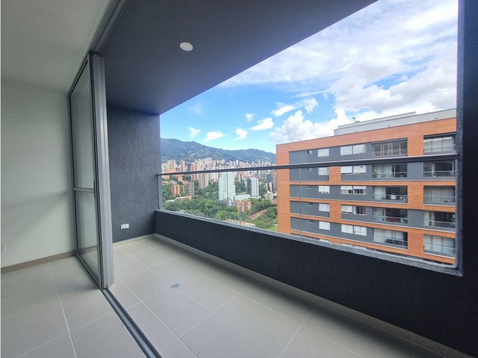 Apartamento en arriendo Antioquia Medellín Simesa 95 m2 Habitaciones 3 Baños 2 Garajes 1 Precio $5500000