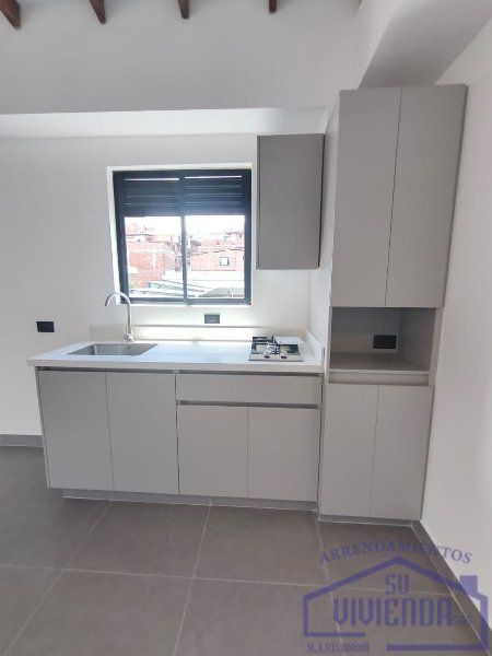 Apartaestudio en arriendo Antioquia Medellín Santa Rosa De Lima 32 m2 Habitaciones 1 Baños 1 Garajes 0 Precio $1500000