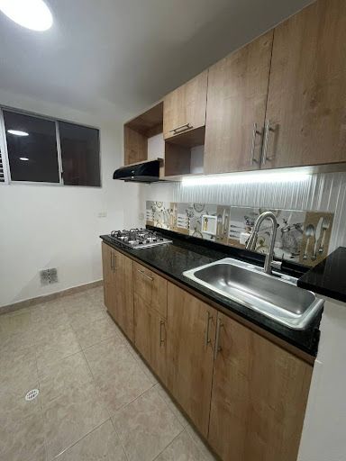 Apartamento en arriendo Antioquia Envigado Zona Centro 70 m2 Habitaciones 3 Baños 2 Garajes 1 Precio $3200000