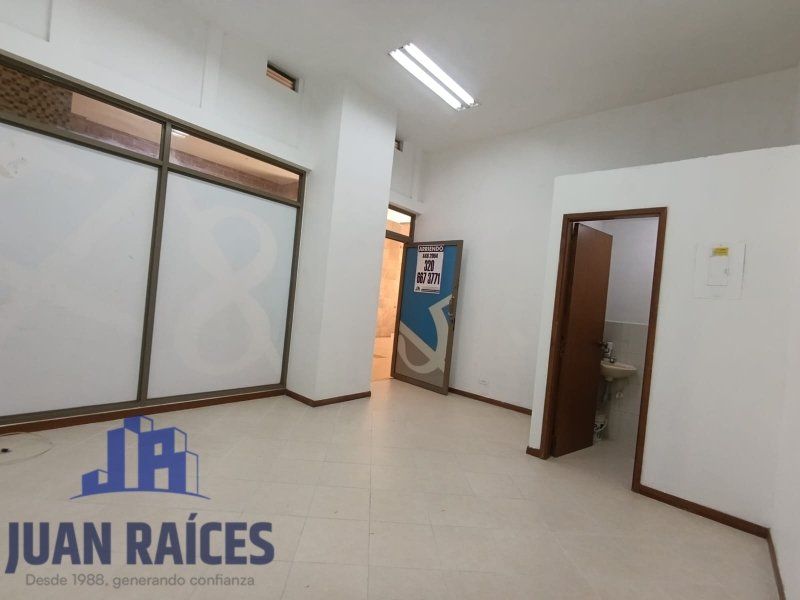 Oficina en arriendo Antioquia Caldas Caldas 20 m2 Habitaciones 0 Baños 1 Garajes 0 Precio $1000000