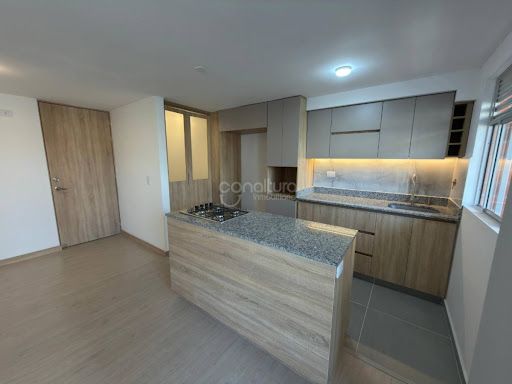 Apartamento en arriendo Antioquia Medellín Altamira 68 m2 Habitaciones 3 Baños 2 Garajes 1 Precio $3100000
