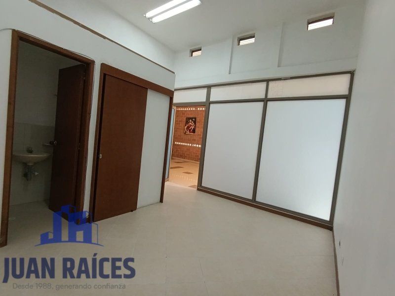 Oficina en arriendo Antioquia Caldas Caldas 25 m2 Habitaciones 0 Baños 1 Garajes 0 Precio $1000000