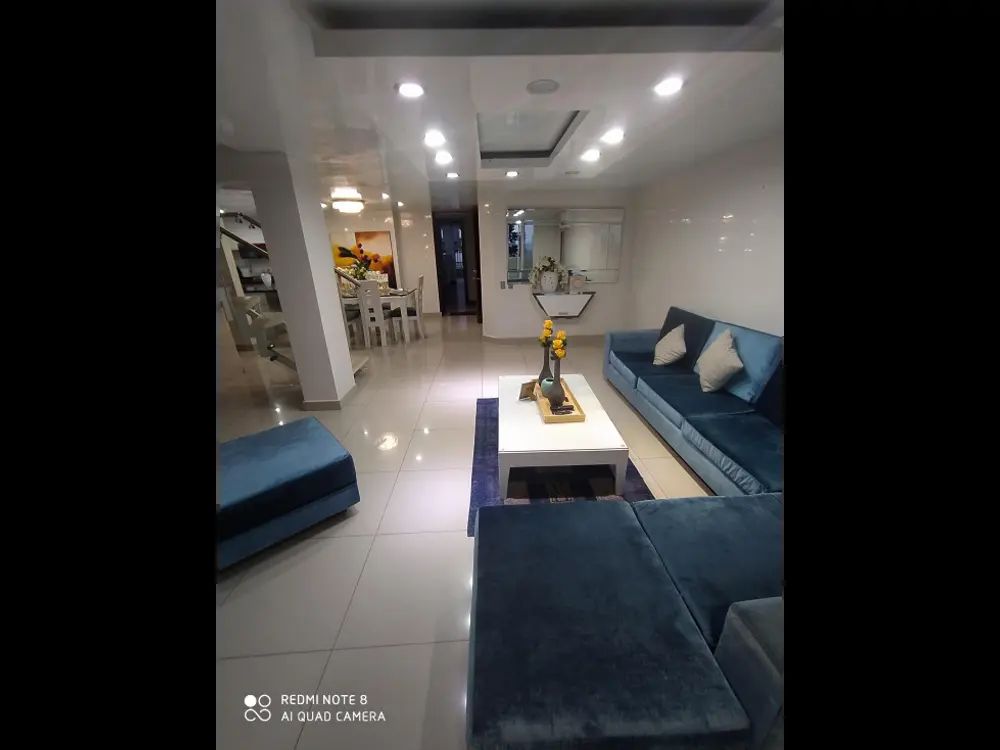 Apartamento en venta Santander Bucaramanga La Aurora 94 m2 Habitaciones 2 Baños 2 Garajes 2 Precio $380000000