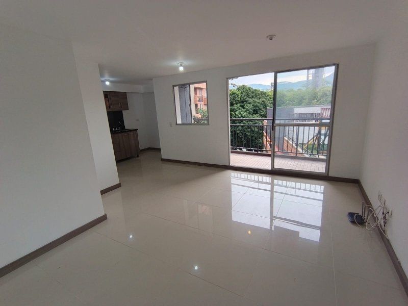 Apartamento en arriendo Antioquia Itagüí Ditaires 65 m2 Habitaciones 3 Baños 2 Garajes 1 Precio $2500000