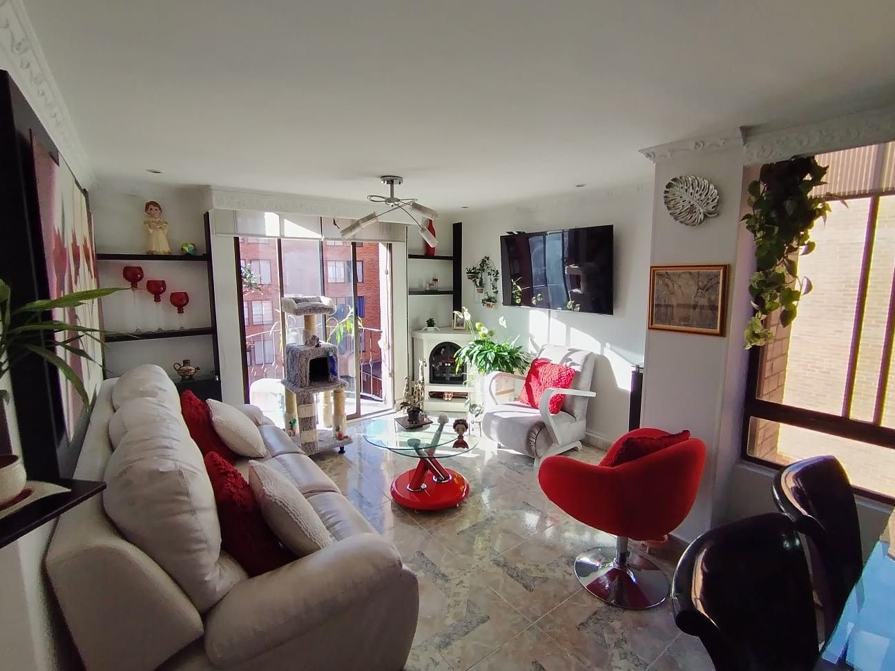 Apartamento en venta Cundinamarca Bogotá Alferez Real 68 m2 Habitaciones 3 Baños 2 Garajes 1 Precio $380000000